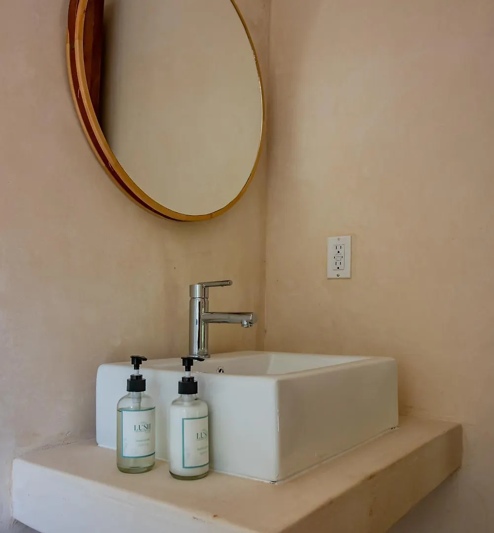 Bright & Centric Apartment With Rooftop Pool In Downtown Tulum 0*,