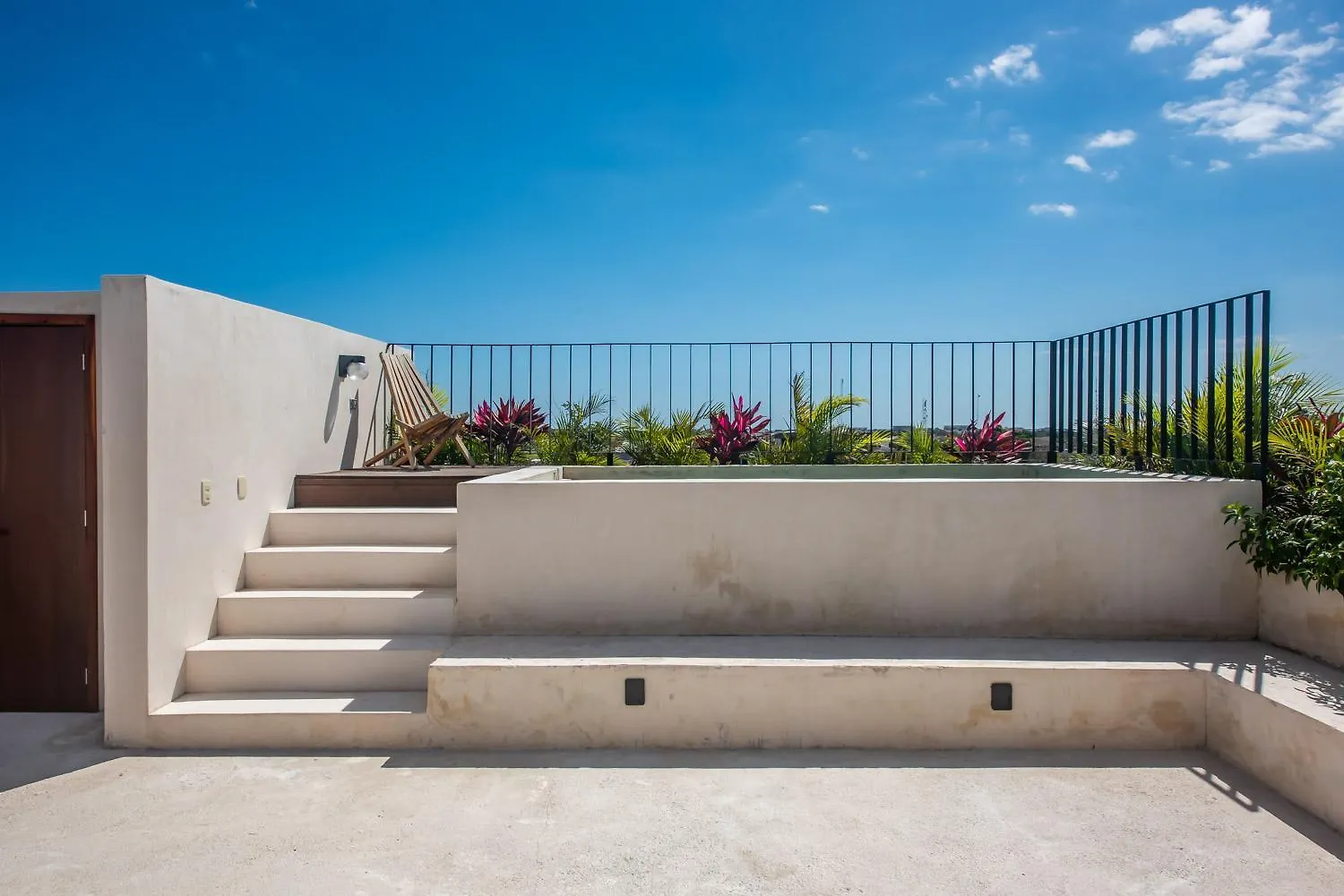 Bright & Centric Apartment With Rooftop Pool In Downtown Tulum